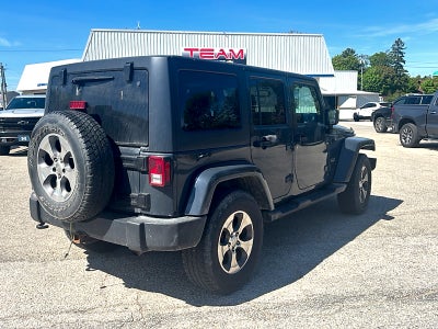 2016 Jeep Wrangler Unlimited Sahara