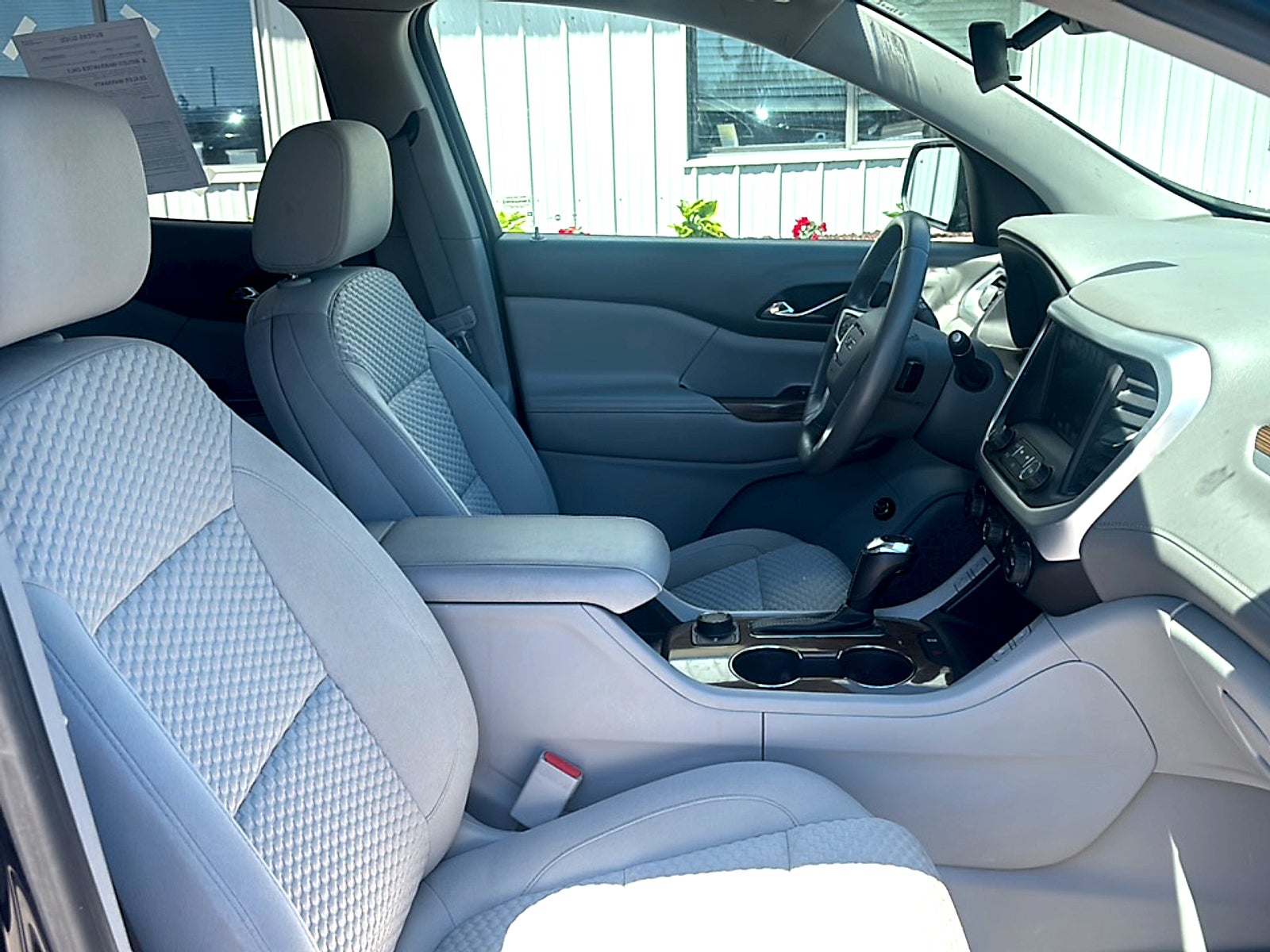 2017 GMC Acadia SLE
