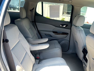 2017 GMC Acadia SLE