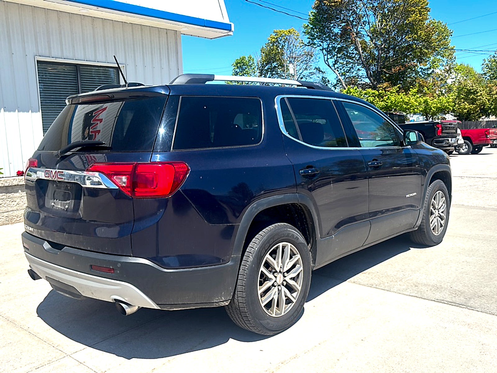 2017 GMC Acadia SLE